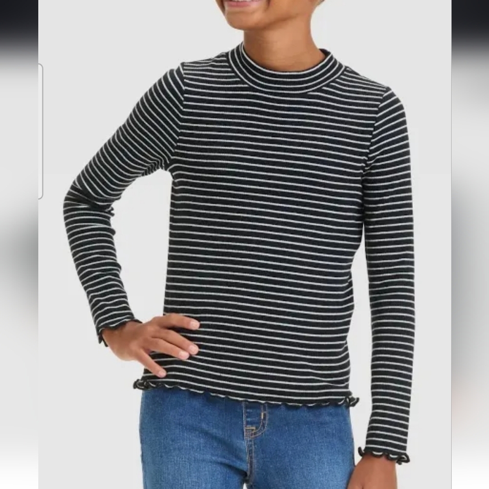 Girl's Black & White Long Sleeve Tee - Cat & Jack - S(6/7)